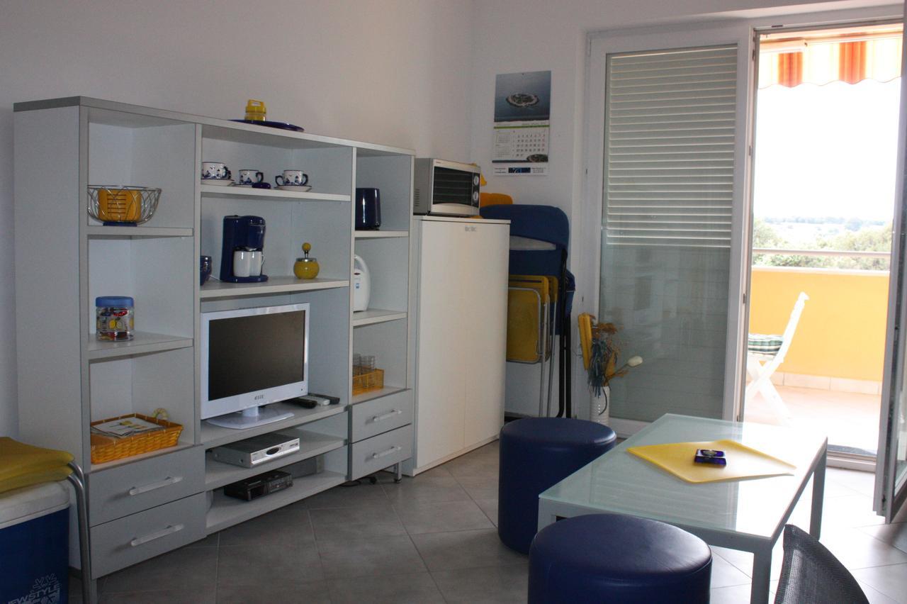 Apartments Jtv Simuni Kolan Exterior foto